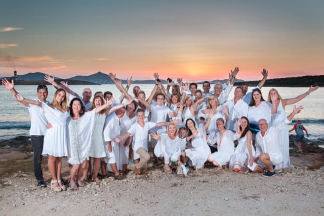 HOSTED TOURS AND RETREATS IN THE GREEK ISLANDS